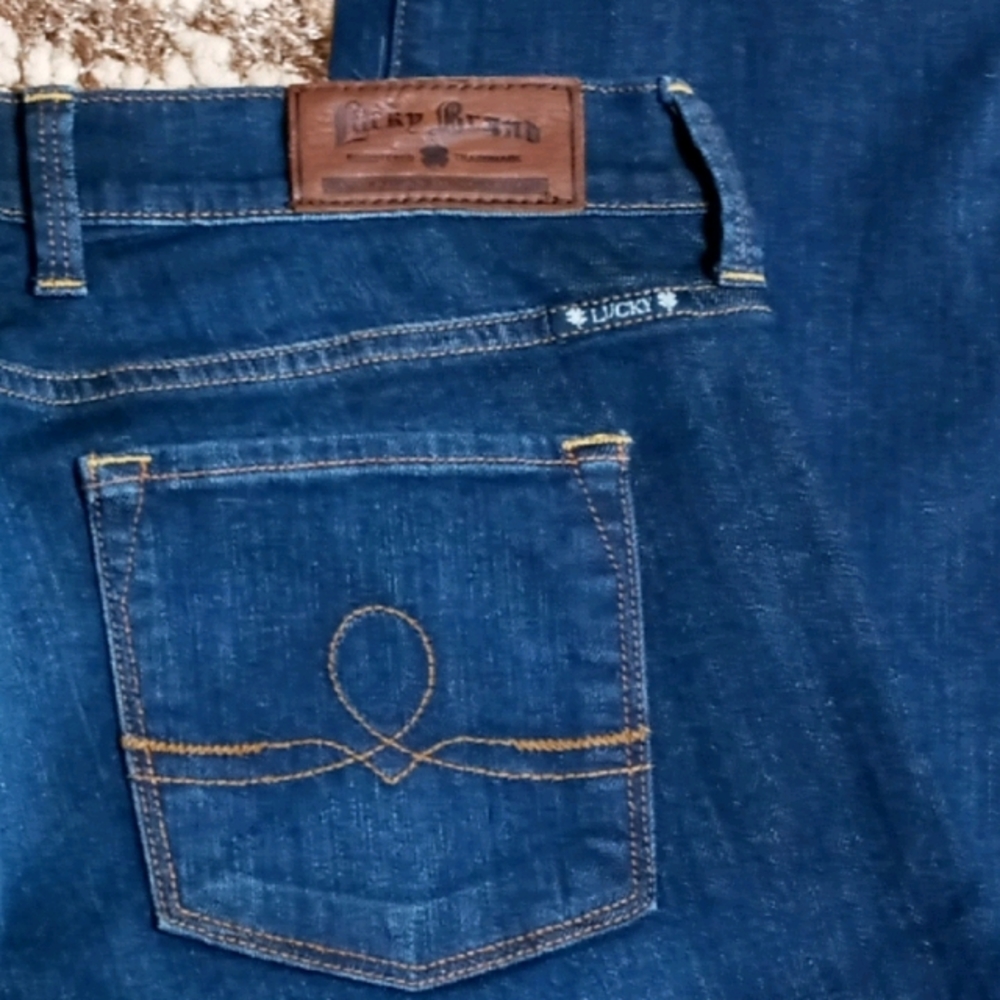 Lucky Brand Sofia Straight Jeans. Size 10/…